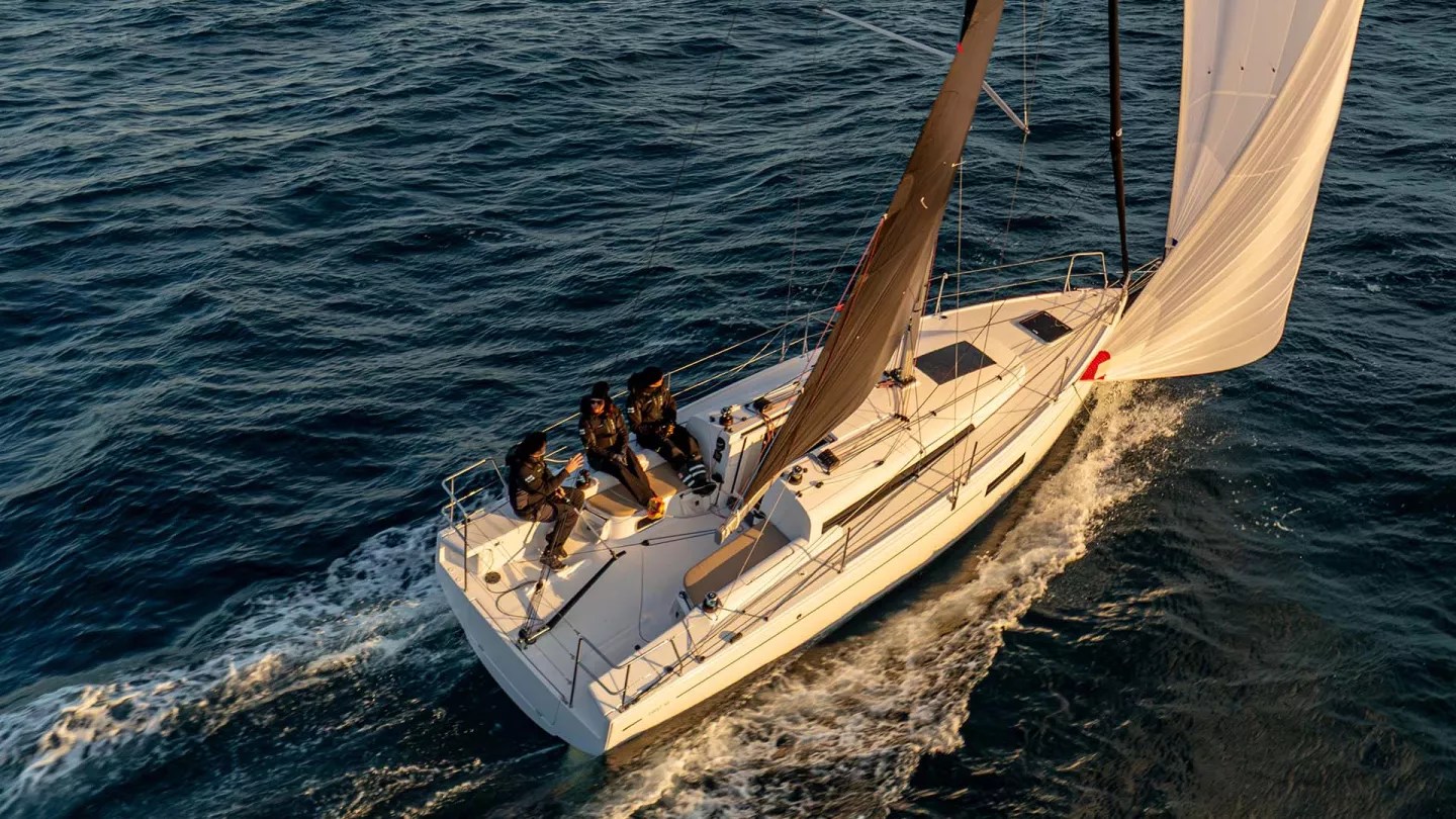 Neomarine - Vendita usato - Beneteau First 30 Mod.2025 (2025)