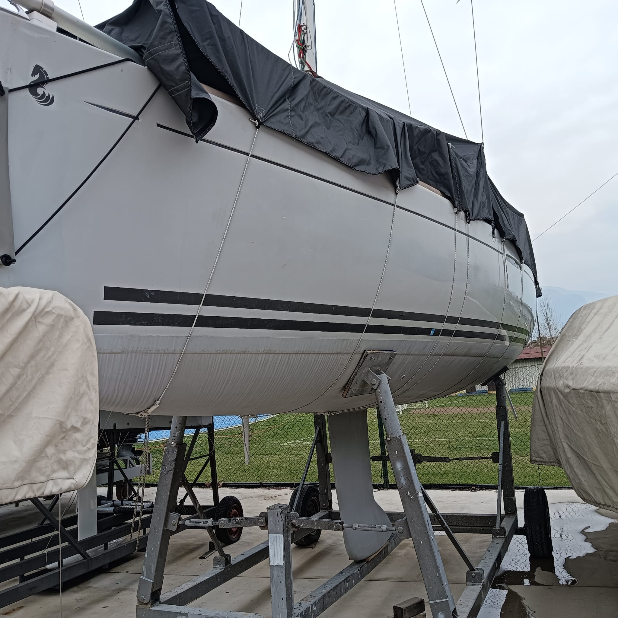 Neomarine - Vendita usato - FIRST 25.7 S - con possibilità di posto barca