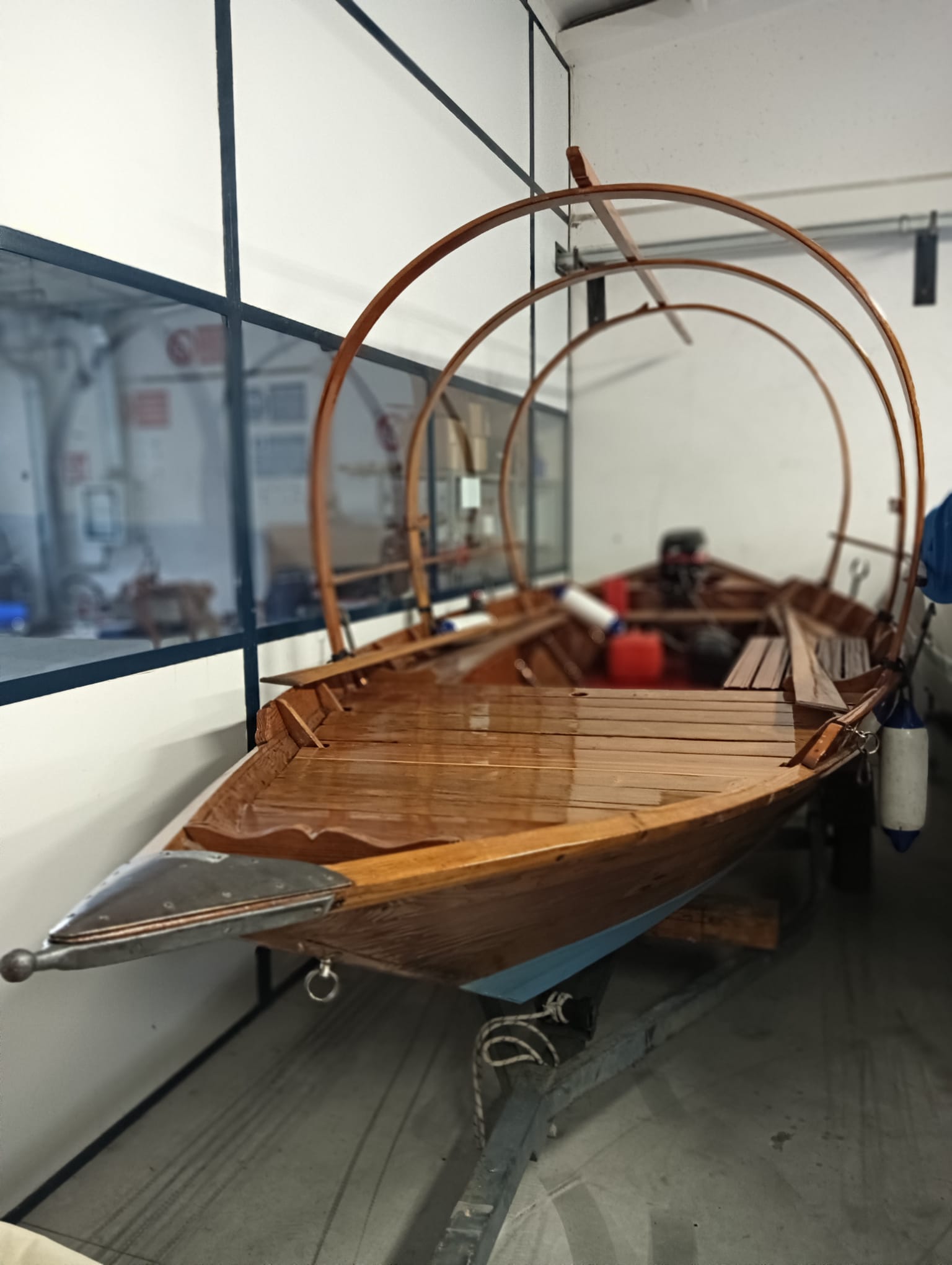 Neomarine - Vendita usato - Lancia in legno Lucia