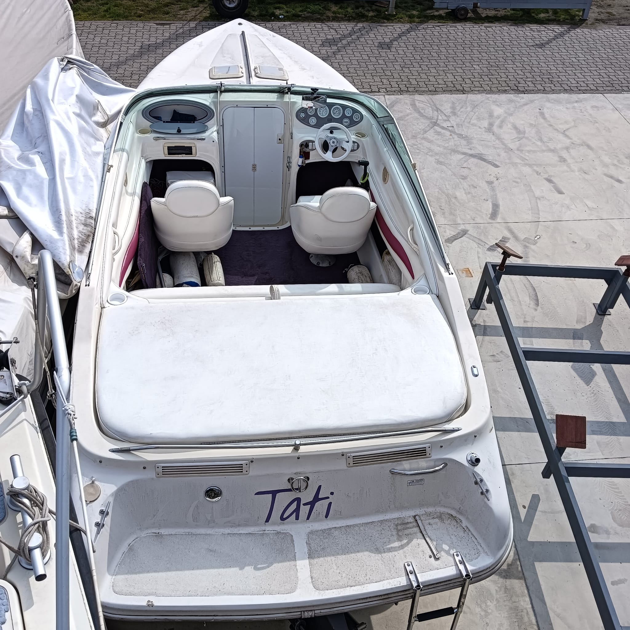 Neomarine - Vendita usato - MOTOSCAFO CARAVELLE 232 Interceptor