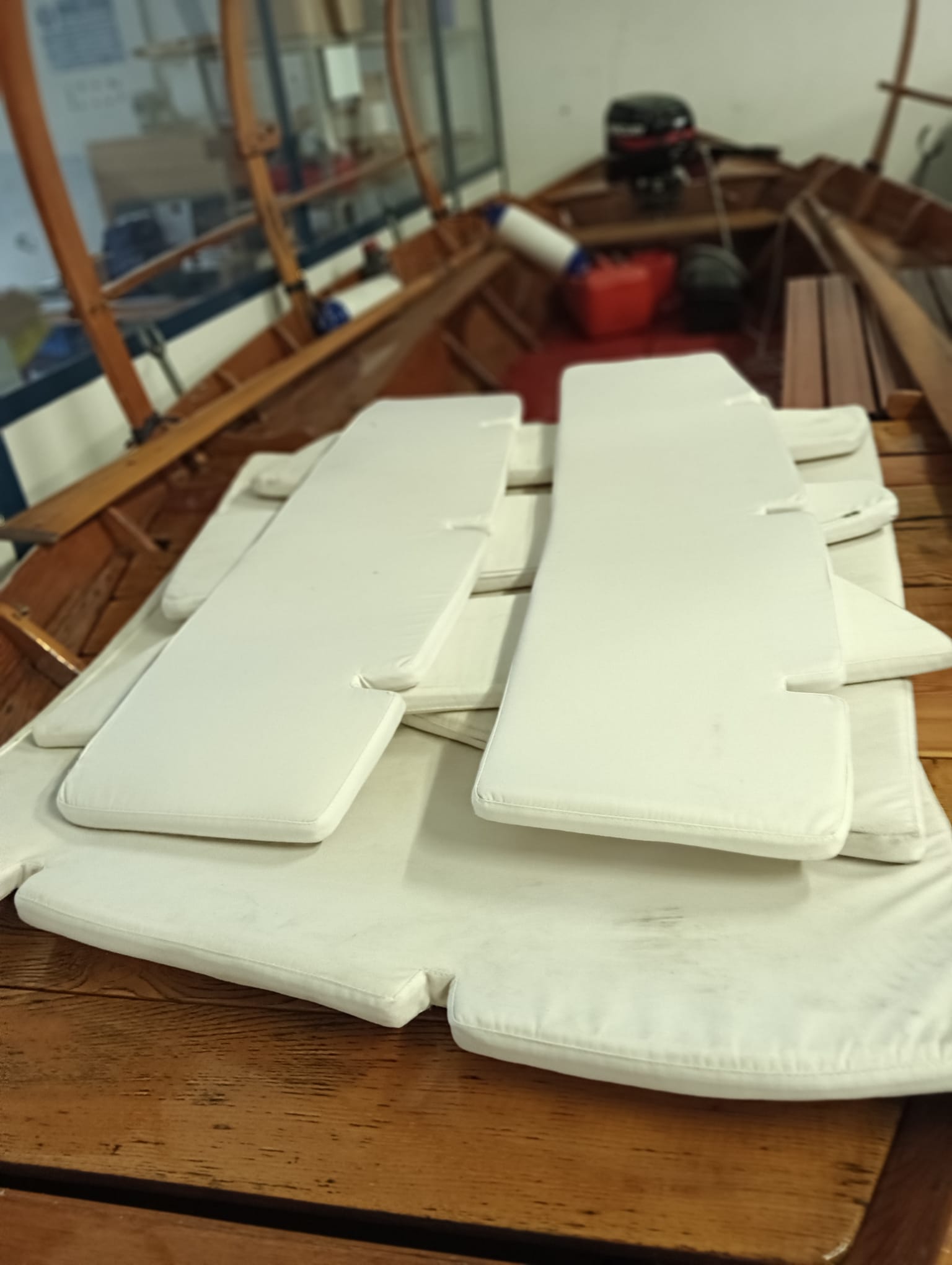Neomarine - Vendita usato - Lancia in legno Lucia