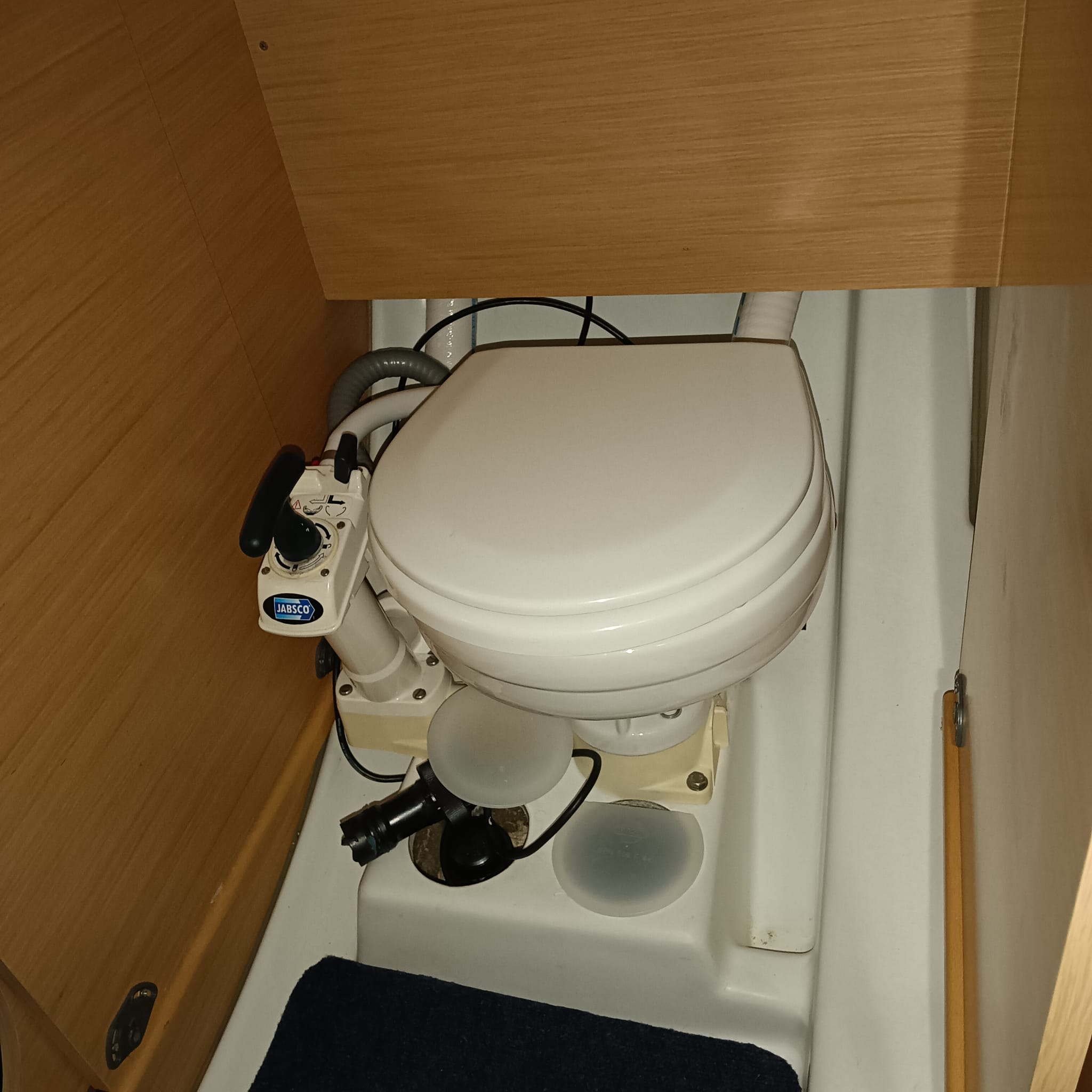 Neomarine - Vendita usato - FIRST 25.7 S - con possibilità di posto barca