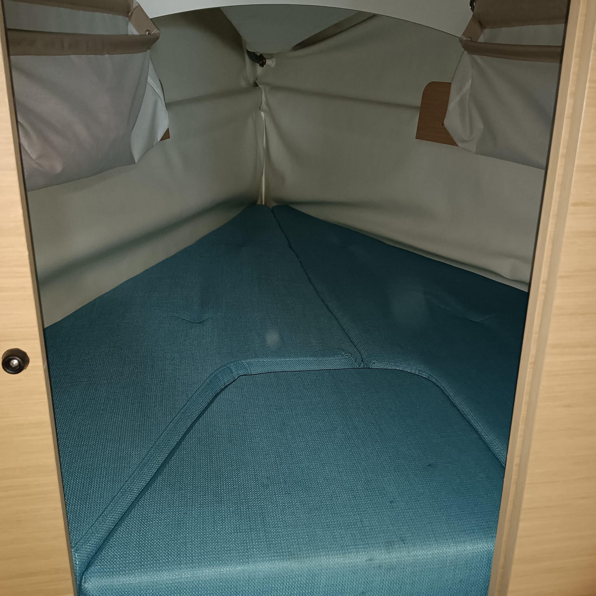 Neomarine - Vendita usato - FIRST 25.7 S - con possibilità di posto barca